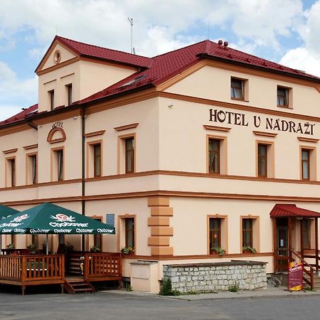 Hotel U Nádraží Město Esterno foto